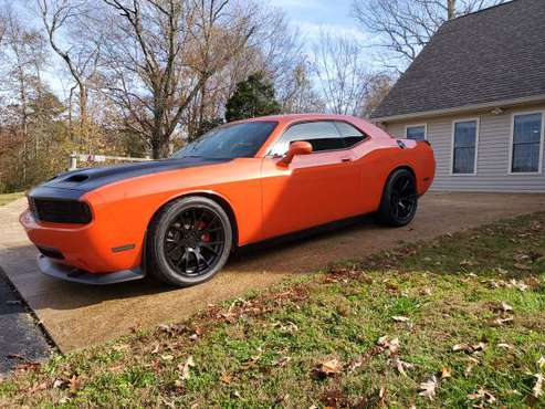Custom 2010 Dodge Challenger - cars & trucks - by owner - vehicle... for sale in Spring City, TN