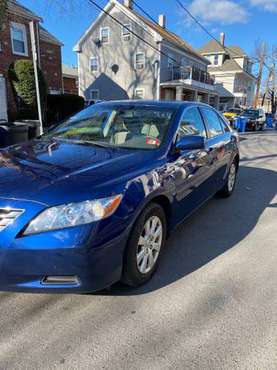 2007 Toyota Camry hybrid - cars & trucks - by owner - vehicle... for sale in Waltham, MA