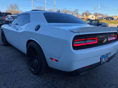 2016 Dodge Challenger 53,981 miles - cars & trucks - by dealer -... for sale in Downers Grove, IL
