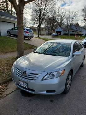 2007 Toyota Camry - cars & trucks - by owner - vehicle automotive sale for sale in Waukesha, WI