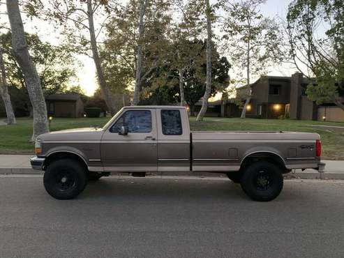 FORD F-250 1993 XLT SUPER DUTY 4WD TRUCK - cars & trucks - by owner... for sale in Santa Barbara, CA