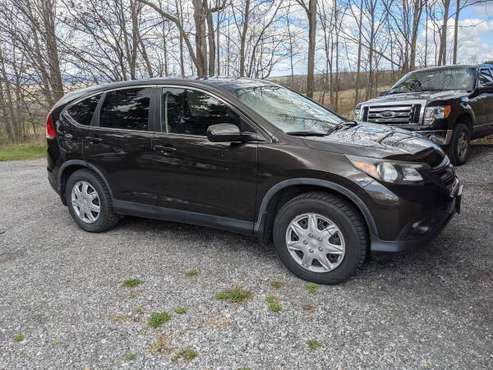2013 Honda CRV EX; excellent condition, 2 sets of wheels and tires for sale in Dansville, NY