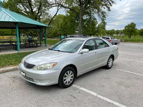 2005 TOYOTA CAMRY LE - - by dealer - vehicle for sale in Merriam, MO