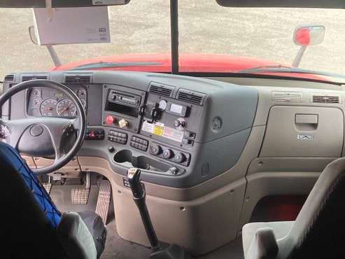 Freightliner Cascadia EVO 2014 for sale in WI