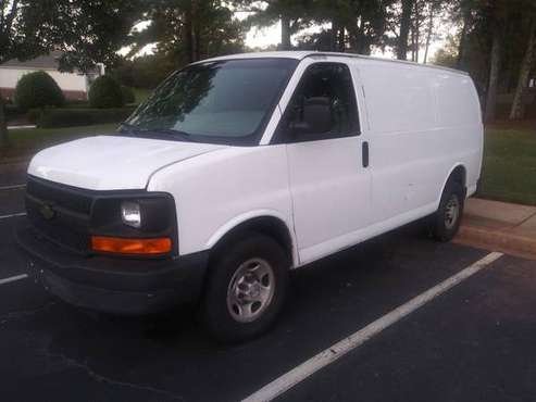 2008 CHEVY EXPRESS 2500 $5200 OBO - cars & trucks - by owner -... for sale in Lawrenceville, GA