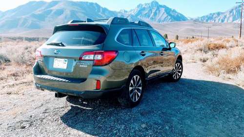 Subaru Outback Limited 2017 - cars & trucks - by owner - vehicle... for sale in Mammoth Lakes, CA