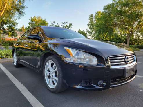 Nissan Maxima SV 2013 clean title for sale in Tracy, CA