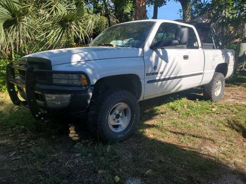 2000 DODGE RAM 1500 EXT CAB 4X4 "LOW MILES" - cars & trucks - by... for sale in Cape Coral, FL