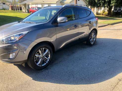 2015 Hyundai Tucson - cars & trucks - by owner - vehicle automotive... for sale in Falkville, AL