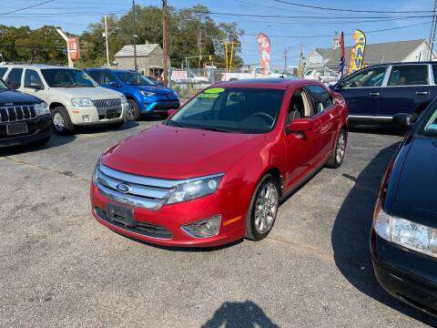 2010 Ford Fusion SE - cars & trucks - by dealer - vehicle automotive... for sale in Warwick, RI