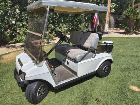 Golf Cart 2 seat 36 volt club car new batteries - - by for sale in Palm Desert , CA