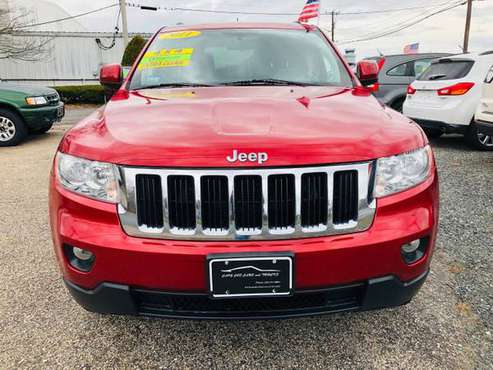 2011 JEEP GRAND CHEROKEE LAREDO 4WD * GREAT DEAL * LIKE NEW - cars &... for sale in Hyannis, MA