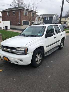 2005 trailblazer - cars & trucks - by owner - vehicle automotive sale for sale in Seaford, NY