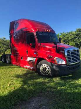 Freightliner for sale in Miami, FL