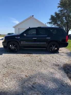 2012 Cadillac Escalade Loaded-New tires-113k miles AWD for sale in Greentop, MO