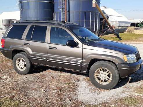 2000 Jeep Grand Cherokee - cars & trucks - by owner - vehicle... for sale in Blue Grass, IA