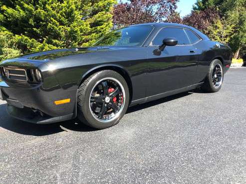 2008 Dodge Challanger SRT-8 First Edition for sale in Red Bank, NJ