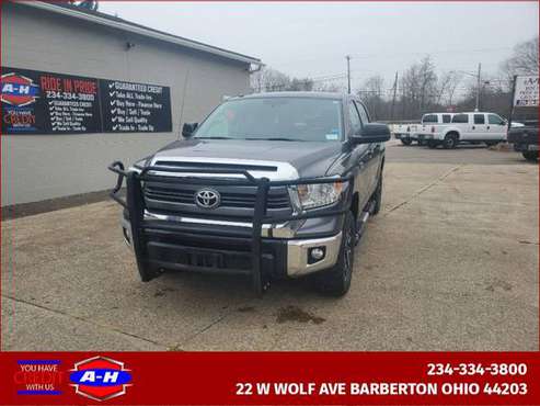 2015 TOYOTA TUNDRA SR5 - cars & trucks - by dealer - vehicle... for sale in Barberton, OH