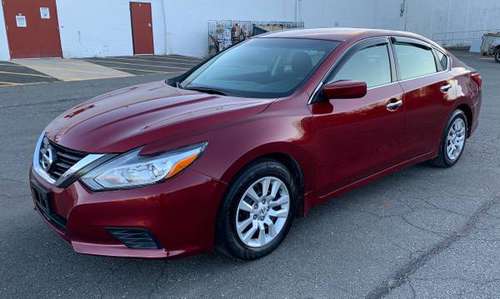 2017 NISSAN ALTIMA 2 5S 20K AUTO RED EXECELENT CONDITION - cars for sale in Franklin Park, NJ