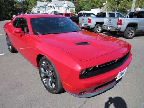 2015 Dodge Challenger coupe - Red for sale in Terryville, CT