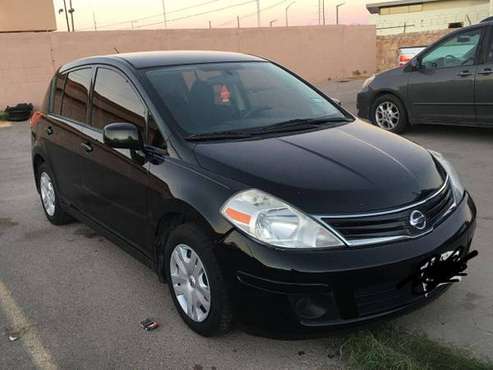2012 Nissan Versa SL Hatchback - cars & trucks - by owner - vehicle... for sale in El Paso, TX