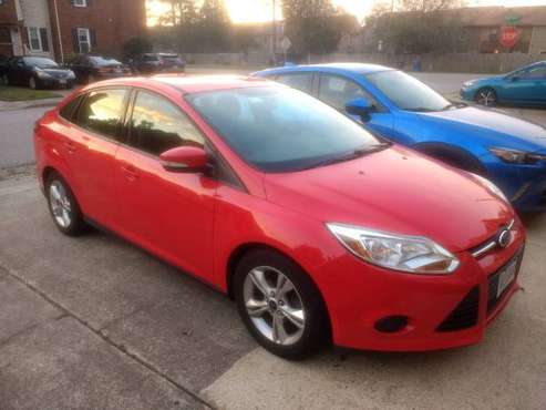 2014 Ford Focus SE - cars & trucks - by owner - vehicle automotive... for sale in Virginia Beach, VA
