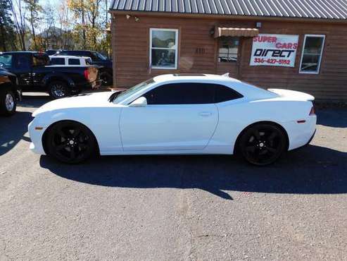 Chevrolet Camaro SS 2dr Coupe NAV Sunroof Lowerd Sports Car Clean V8... for sale in Jacksonville, NC
