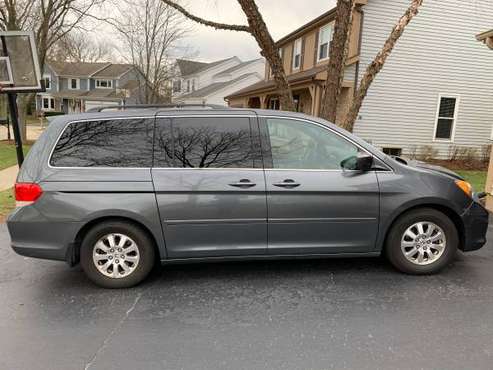 HONDA ODYSSEY EX 2010 MINIVAN - Great Value, Safe, Clean and... for sale in Victoria, IL