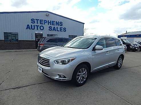 2013 Infiniti JX35 - cars & trucks - by dealer - vehicle automotive... for sale in Johnston, IA