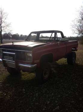 1984 Chevy truck K20 Square back - cars & trucks - by owner -... for sale in Gillespie, MO