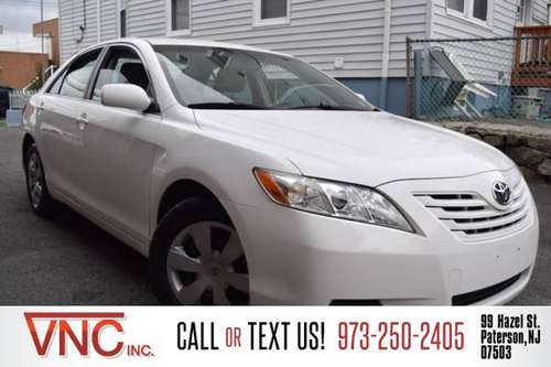 *2007* *Toyota* *Camry* *LE 4dr Sedan (2.4L I4 5A)* - cars & trucks... for sale in Paterson, NJ