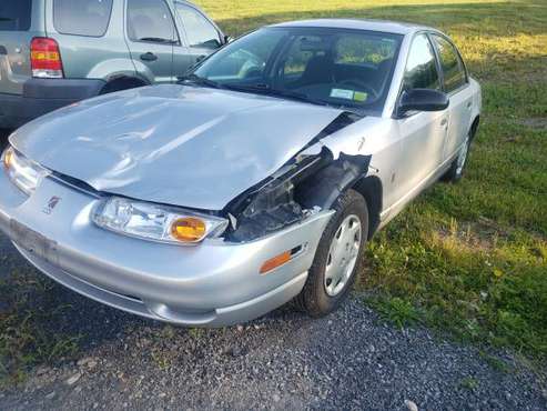 2002 SATURN 4DR WRECKED for sale in Cortland, NY