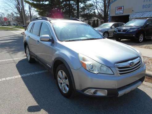 2010 Subaru Outback Premium Clean - - by dealer for sale in Mishawaka, IN