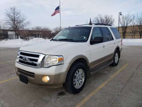 2014 Ford Expedition XLT 4x4 - - by dealer - vehicle for sale in Fargo, ND