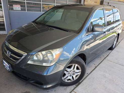 2006 HONDA ODYSSEY - cars & trucks - by dealer - vehicle automotive... for sale in MILWAUKEE WI 53209, WI