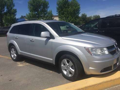 Dodge Journey 2010 V6 FWD - cars & trucks - by owner - vehicle... for sale in Bozeman, MT