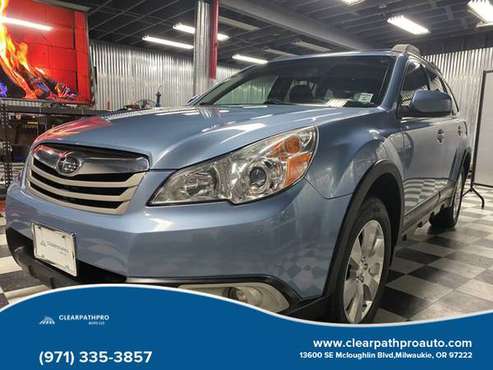 2011 Subaru Outback - CLEAN TITLE & CARFAX SERVICE HISTORY! - cars &... for sale in Milwaukie, OR
