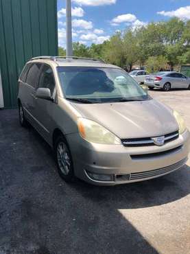 2004 Toyota Sienna XLE Limited for sale in PORT RICHEY, FL