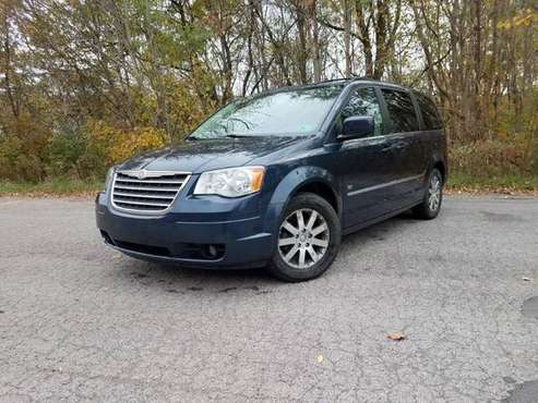 2009 Chryler Town and Country - cars & trucks - by owner - vehicle... for sale in Portersville, PA