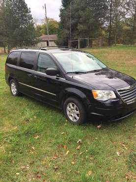 Chrysler Town & Country for sale in Jackson, MI
