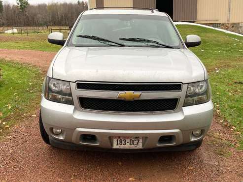 2010 Chevy Suburban LT, 1500, 5.3 L, V8 - cars & trucks - by owner -... for sale in Chili, WI