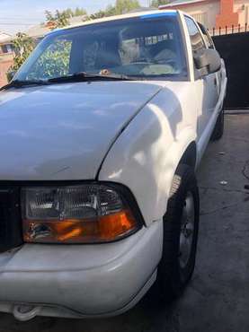 Gmc Sonoma For Sale - cars & trucks - by owner - vehicle automotive... for sale in Los Angeles, CA