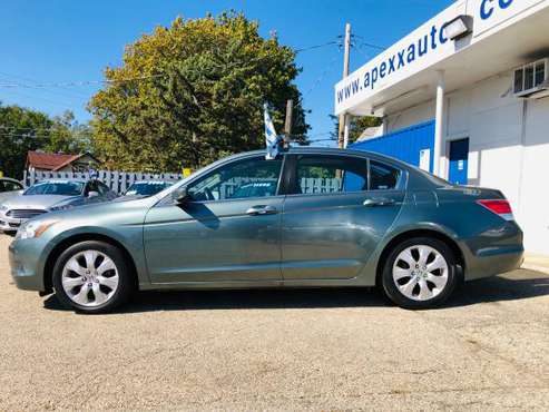 *ONE OWNER* *CLEAN* *LOADED* 09' Honda Accord * EX-L ** - cars &... for sale in Madison, WI
