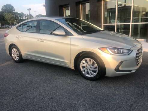 2017 HYUNDAI ELANTRA SE (ONE OWNER CLEAN CARFAX 15,000 MILES)NE for sale in Raleigh, NC