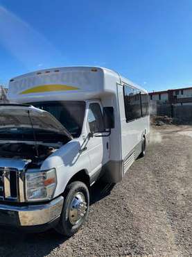 E450 shuttle bus for sale in Browning, MT