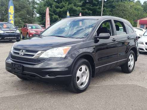 2011 Honda CR-V, Clean Carfax, 28 MPG, No Accidents - cars & trucks... for sale in Lapeer, MI