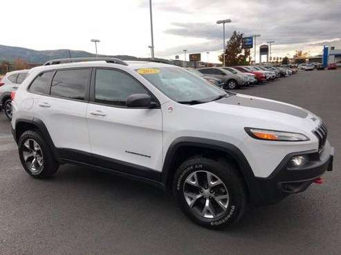 2018 Jeep Cherokee Trailhawk hatchback Bright White Clearcoat - cars... for sale in Post Falls, MT