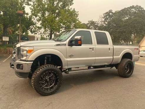2016 Ford F250 Super Duty Lariat Crew Cab 4X4 Lifted Tow Package for sale in Fair Oaks, NV