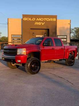 LEVANTADA 4x4 SILVERADO - cars & trucks - by dealer - vehicle... for sale in Donna, TX