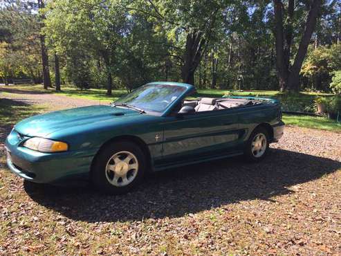 1998 Ford Mustang Convertible for sale in Hinckley, MN